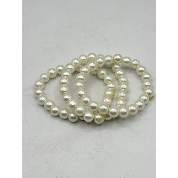 Vintage three strand faux pearl stretch bracelet set - Picture 5 of 6